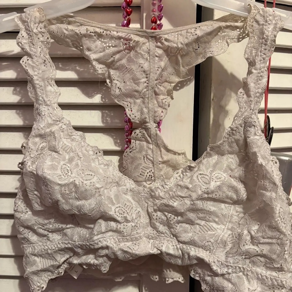 Apt. 9 Lace Bralette in Light Gray